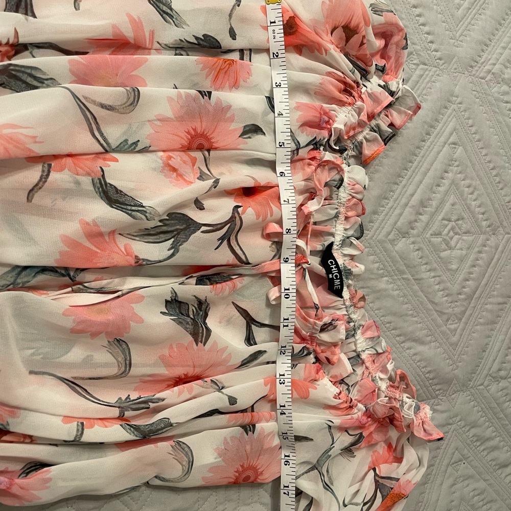 Chic Pink Sheer and White Floral Blouse with Ruffles - Picture 13 of 13